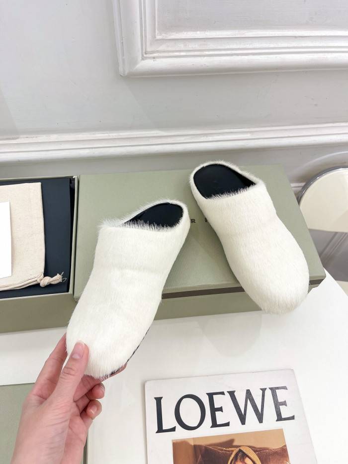 MARNI TEXTURED CALF HAIR CLOG SLIPPERS-WHITE MR1