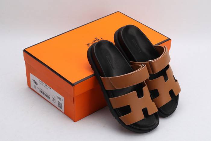 HERM*S SLIPPERS
