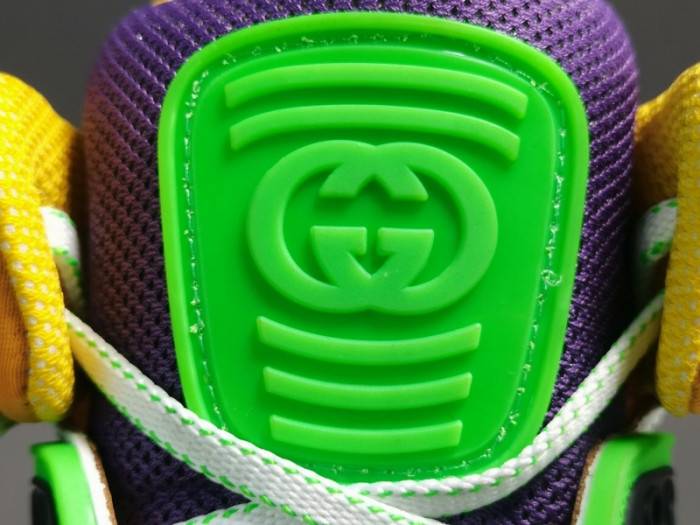 G*u*i basket sneaker