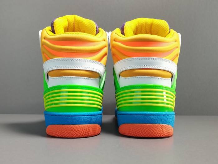 G*u*i basket sneaker