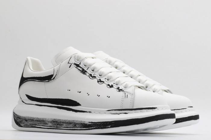 MQ Sneakers