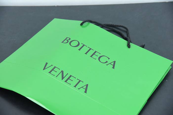 bo*te*ga Ve*ne*ta boots