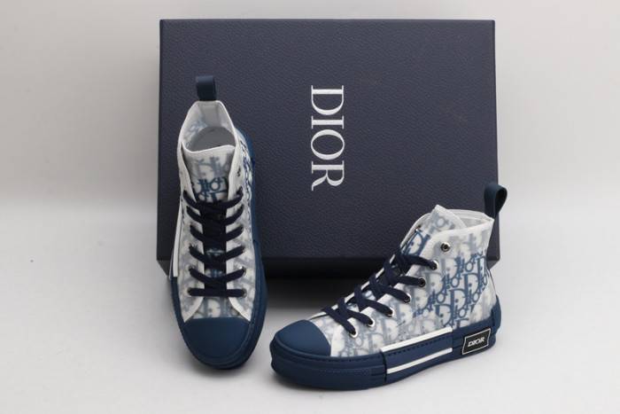 D10R B23 Sneakers High Top