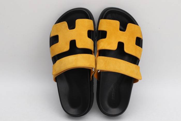 HERM*S SLIPPERS