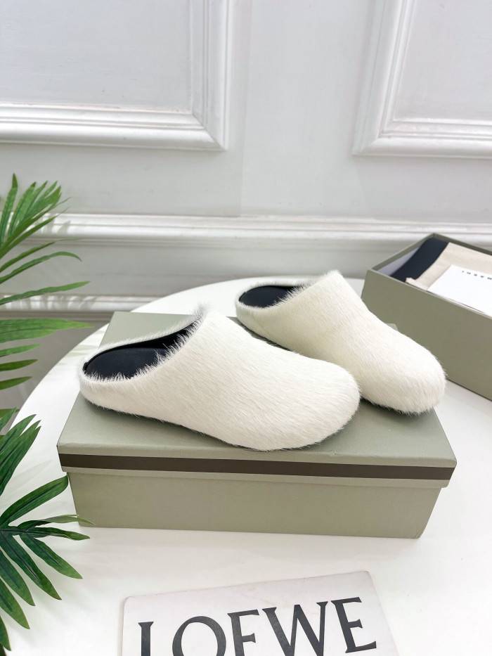MARNI TEXTURED CALF HAIR CLOG SLIPPERS-WHITE MR1