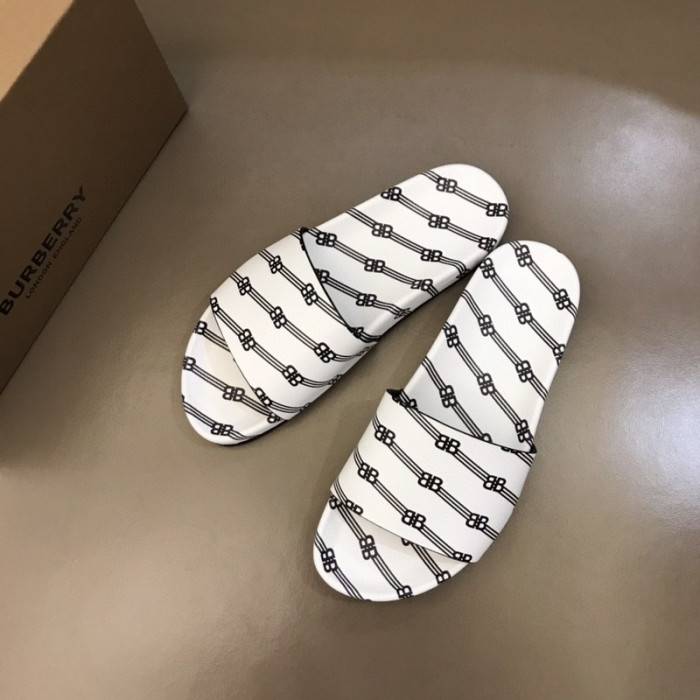 BUR_BERRY SLIPPERS