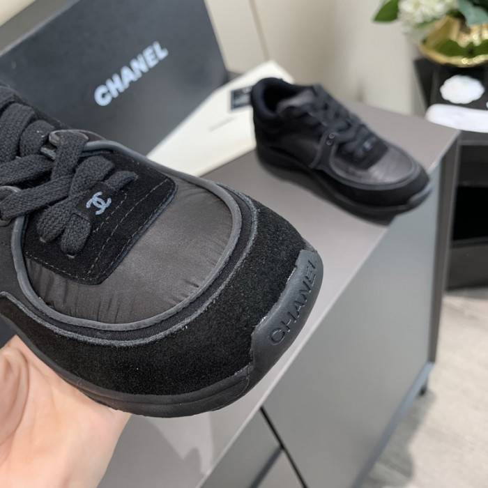 Chane Sneakers