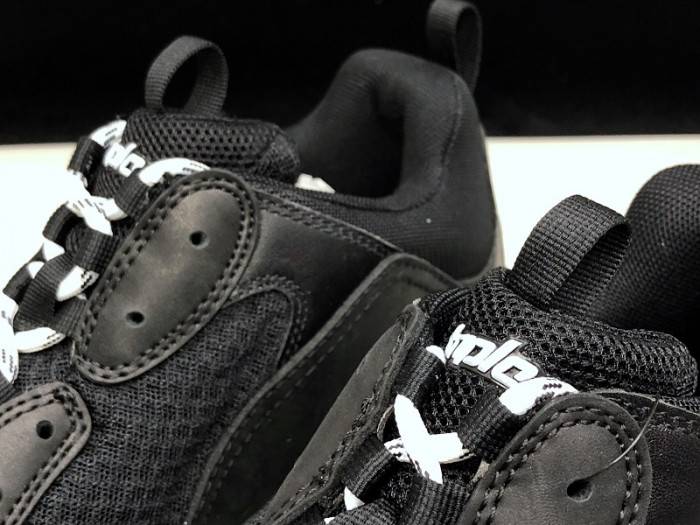 BLCG Sneaker Triple.s.Gomma “Black” 541624 W0901 1000