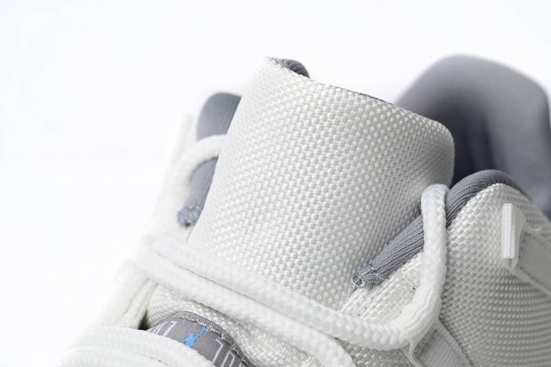 Air Jordan 11 Retro Low Cement Grey