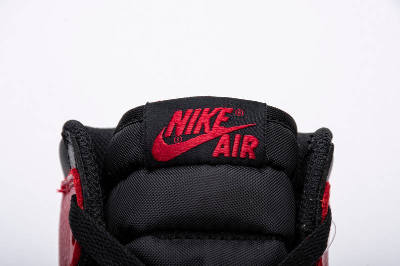 Air Jordan 1 High  Bred Toe