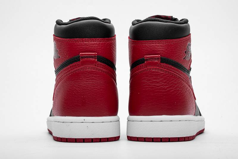Air Jordan 1 High Banned