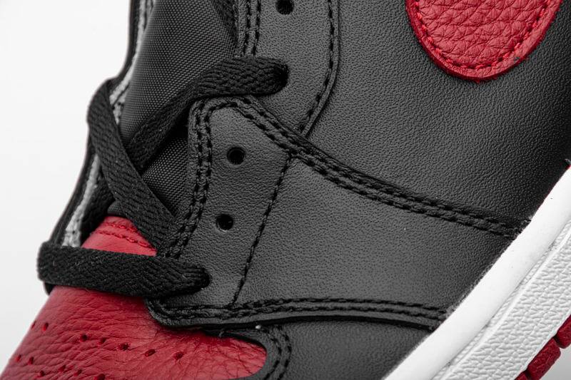 Air Jordan 1 High Banned