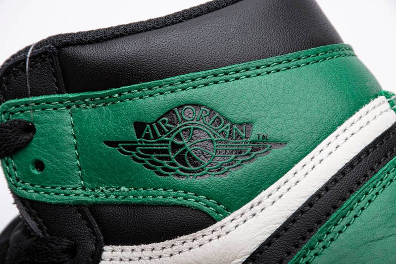 Air Jordan 1 High OG  Pine Green