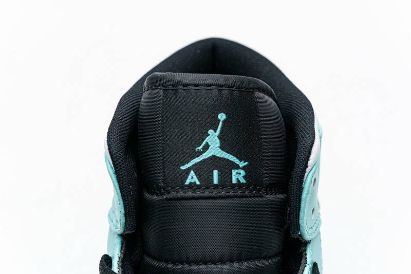 Air Jordan 1 Mid “Island Green”