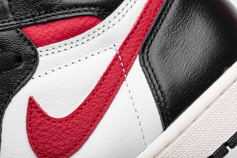 Air Jordan 1 Mid OG Hi Retro Gym Red