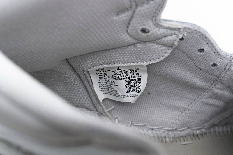 Air Jordan 1 Retro High CO Japan Neutral Grey