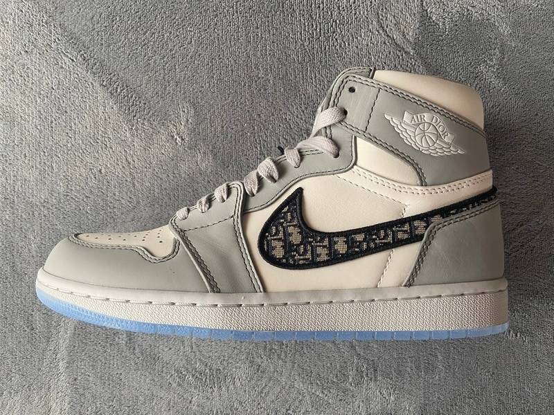 Air Jordan 1 Retro High Dr (TOP)