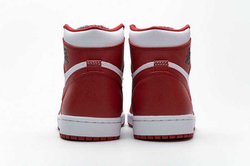 Air Jordan 1 Retro High New Beginnings