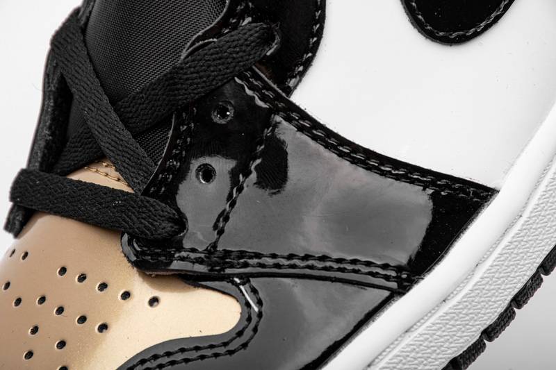 Air Jordan 1 Retro High NRG Patent Gold Toe