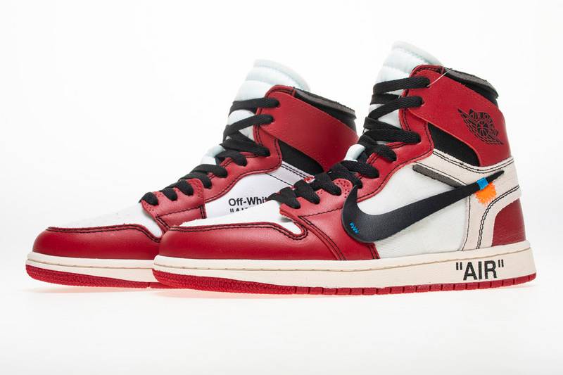 Air Jordan 1 Retro High Off-White Chicago