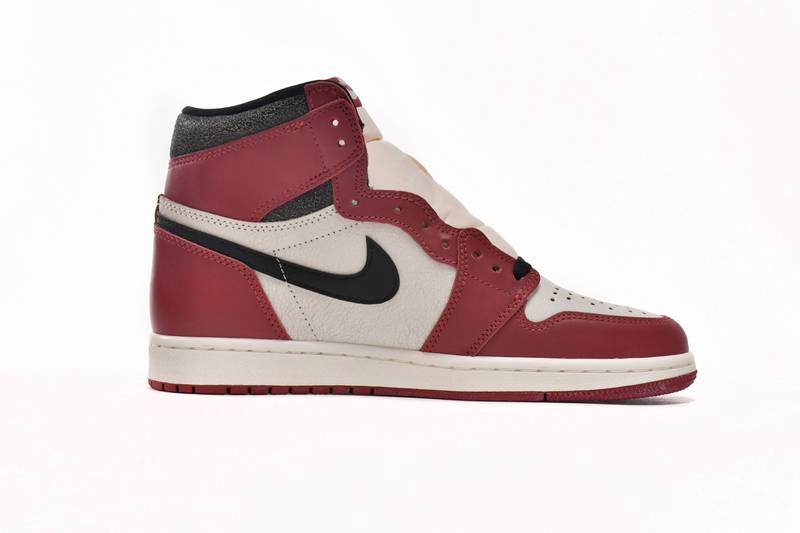Air Jordan 1 Retro High OG Chicago Lost and Found