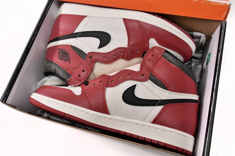 Air Jordan 1 Retro High OG Chicago Lost and Found