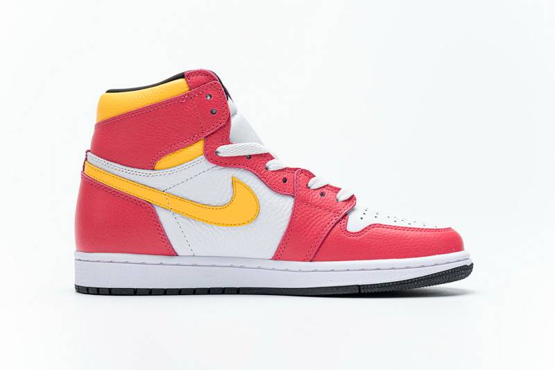 Air Jordan 1 Retro High OG Light Fusion Red​