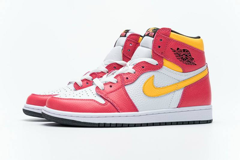Air Jordan 1 Retro High OG Light Fusion Red​