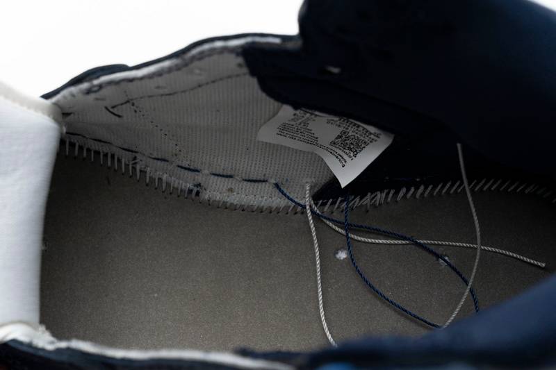 Air Jordan 1 Retro High OG Obsidian University Blue