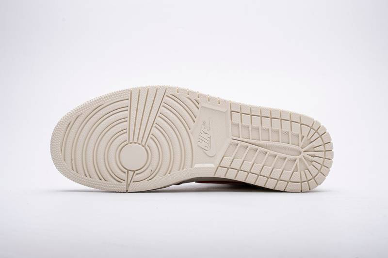 Air Jordan 1 Retro High OG Phantom