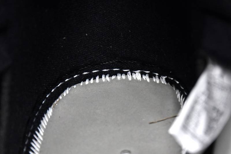 Air Jordan 1 Retro High OG Taxi