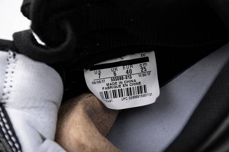 Air Jordan 1 Retro High Shadow