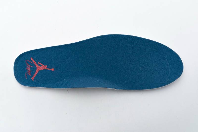 Air Jordan 4 Retro Guava Ice