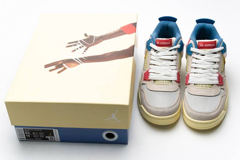 Air Jordan 4 Retro Guava Ice