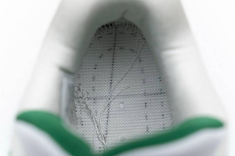 Air Jordan 4 Retro Metallic Green