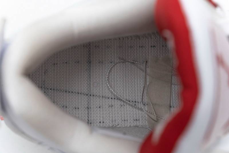 Air Jordan 4 Retro Metallic Red