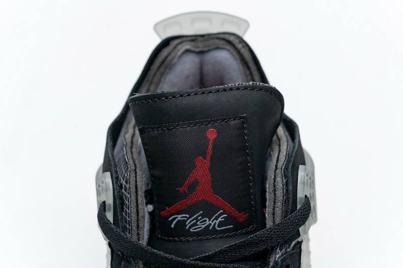 Air Jordan 4 Retro Off-White Bred