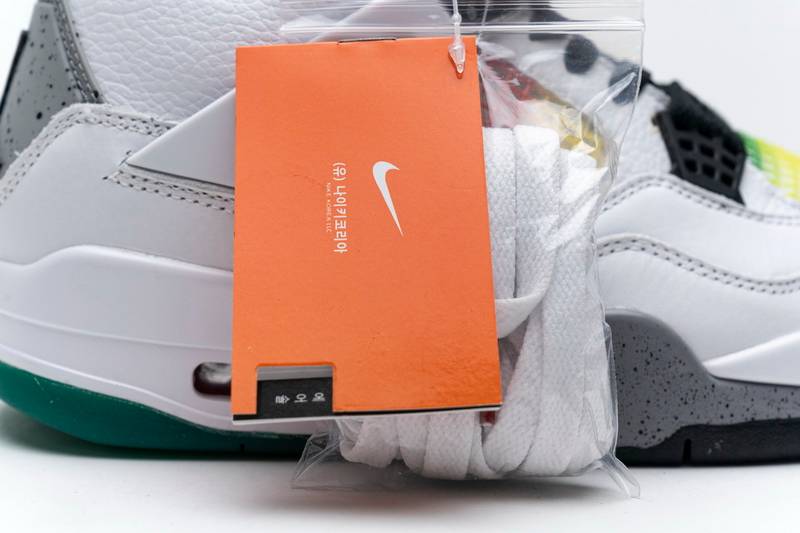 Air Jordan 4 Retro Rasta