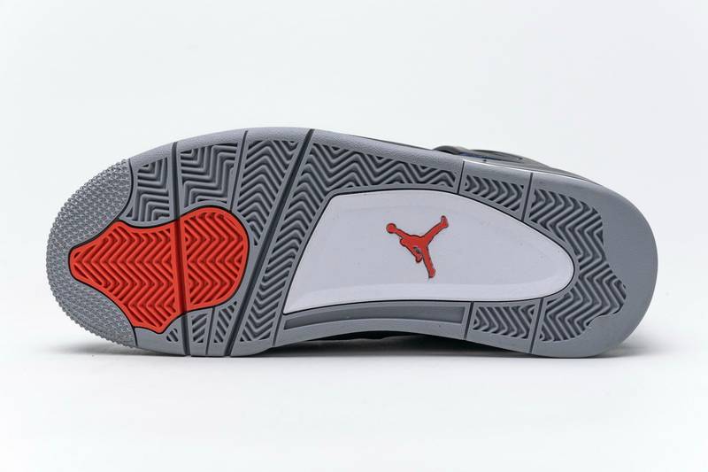 Air Jordan 4 Retro Winterized