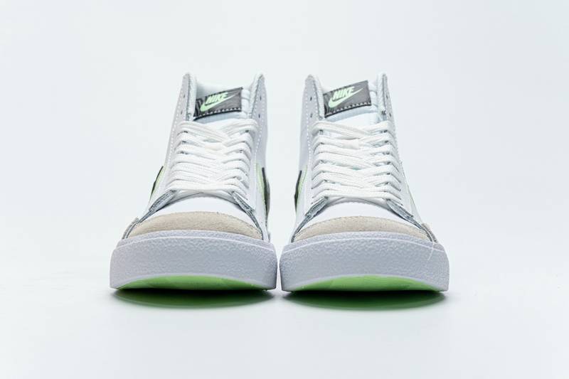 Nike Blazer Mid 77 SE GS Double Swoosh White Vapor Green