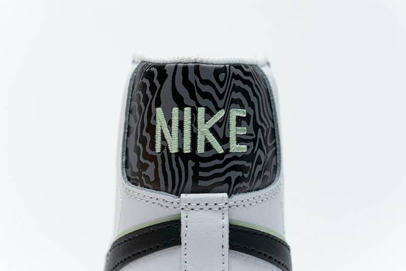 Nike Blazer Mid 77 SE GS Double Swoosh White Vapor Green