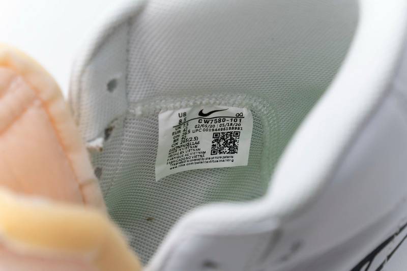 Nike Blazer Mid ’77 Black White