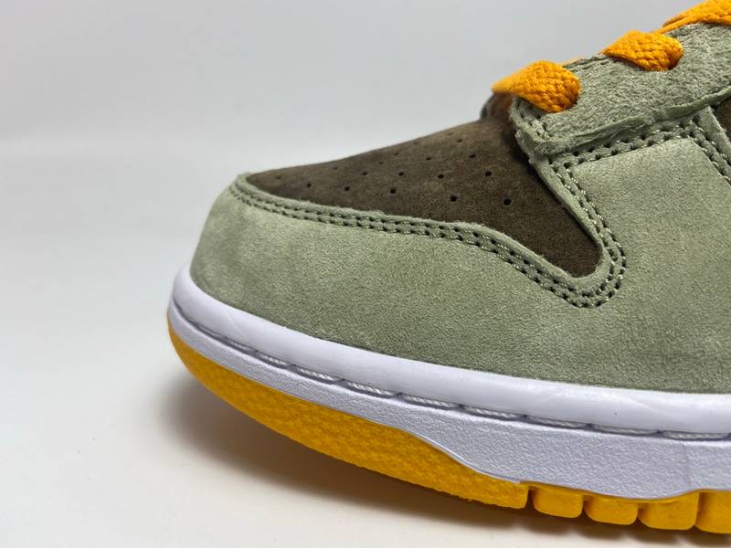 Nike SB Dunk Low Dusty Olive​