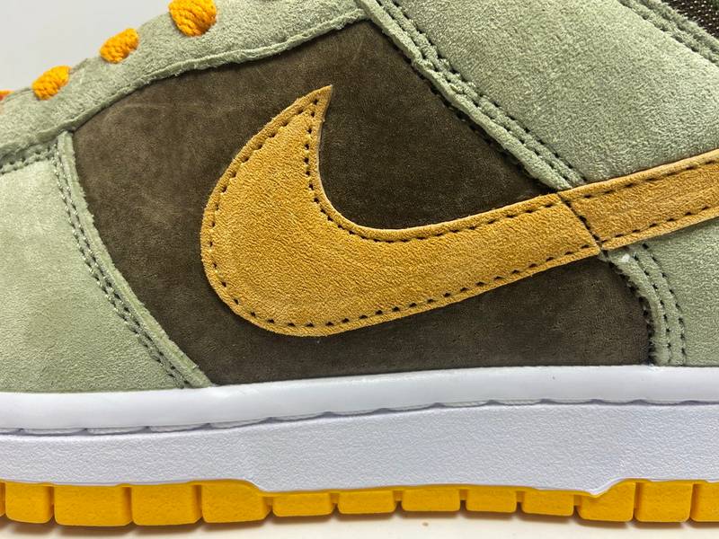 Nike SB Dunk Low Dusty Olive​