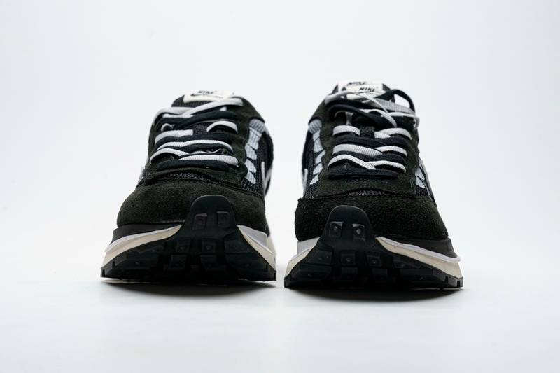 Sacai x Nike Pegasua Vaporfly Black White