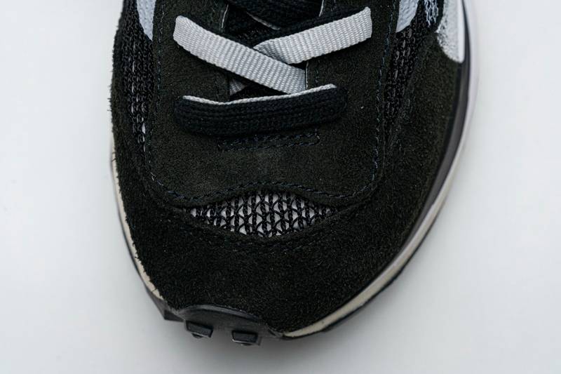 Sacai x Nike Pegasua Vaporfly Black White