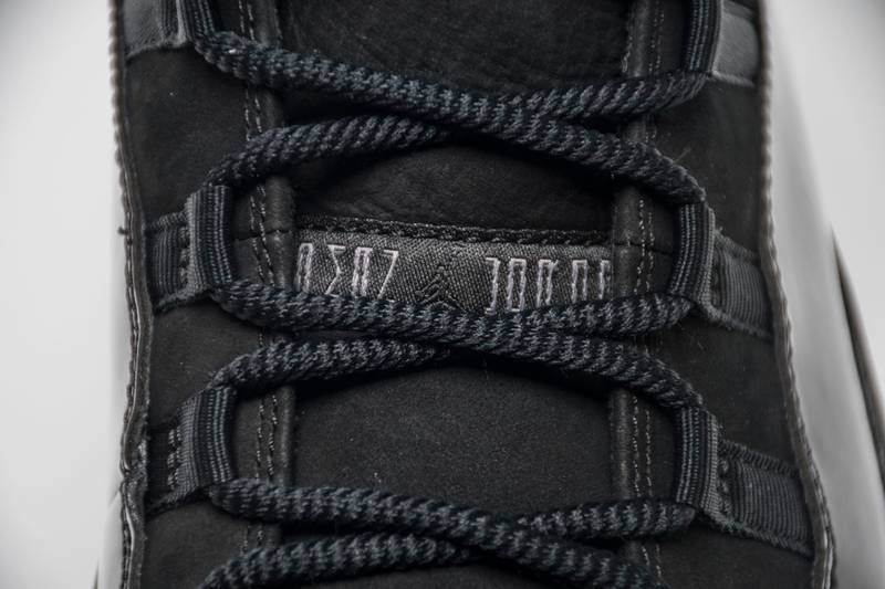 Air Jordan 11 Cap and Gown