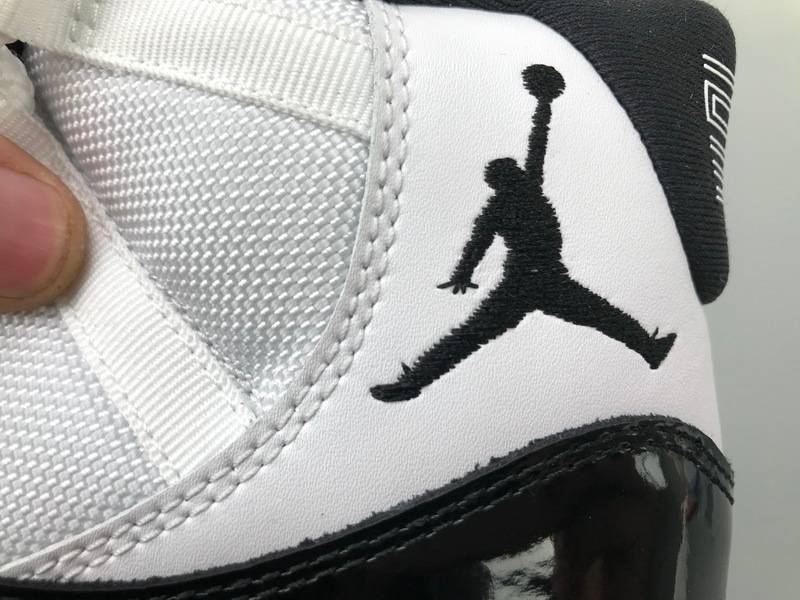 Air Jordan 11 Retro Concord(2011)