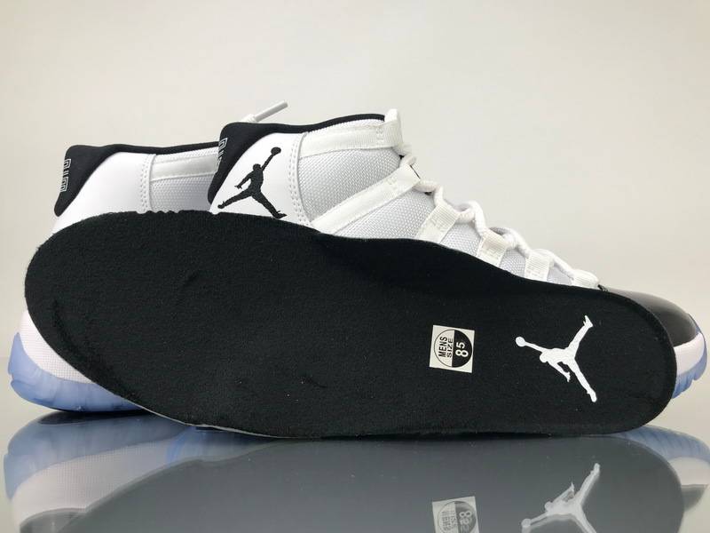 Air Jordan 11 Retro Concord(2011)