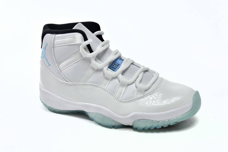 Air Jordan 11 Retro Legend Blue